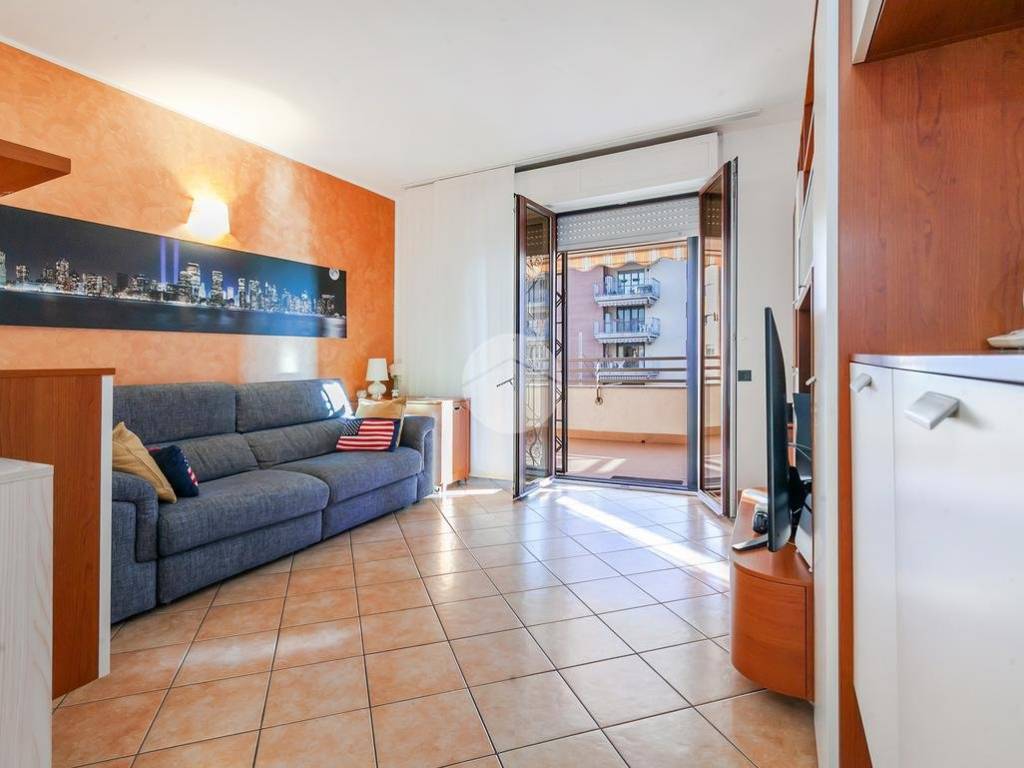 appartamento in vendita a Milano in zona Barona