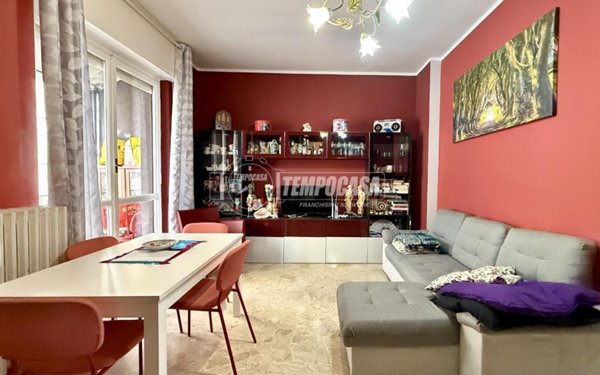 appartamento in vendita a Milano in zona Baggio