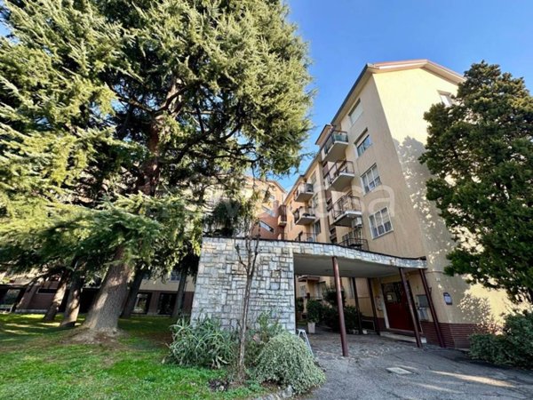 appartamento in vendita a Milano in zona Forlanini