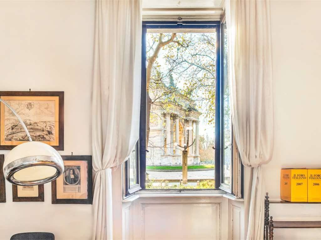 ufficio in vendita a Milano in zona Sempione