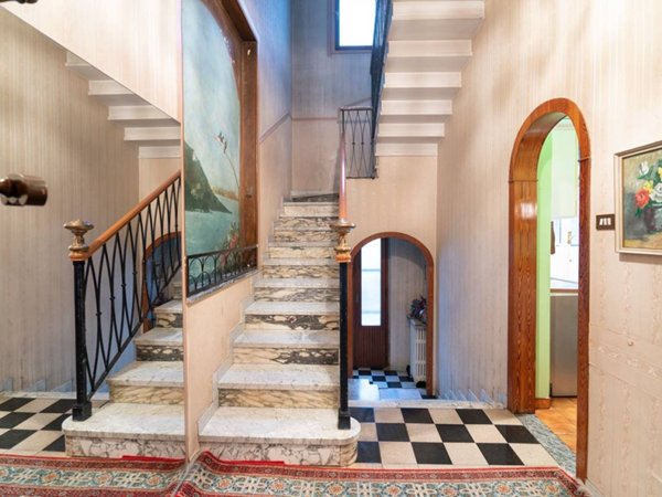 casa indipendente in vendita a Milano in zona Città Studi