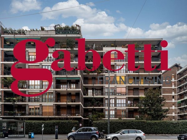appartamento in vendita a Milano in zona Isola