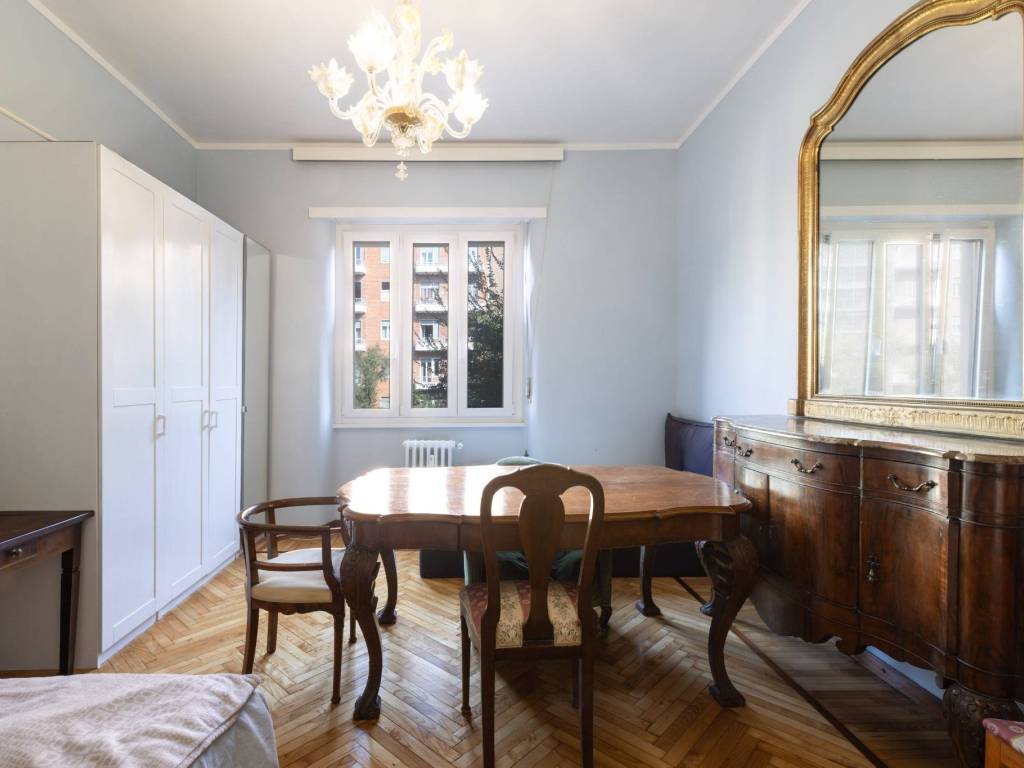 appartamento in vendita a Milano in zona Porta Romana