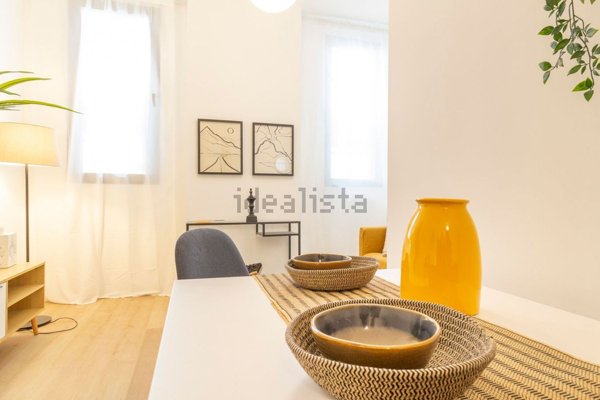 appartamento in vendita a Milano in zona Vigentino