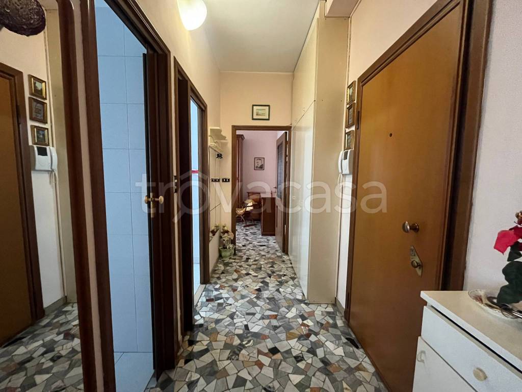 appartamento in vendita a Milano in zona Forze Armate