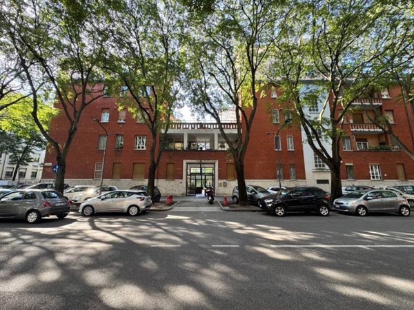appartamento in vendita a Milano in zona Città Studi