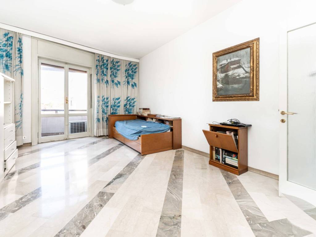 appartamento in vendita a Milano in zona Città Studi