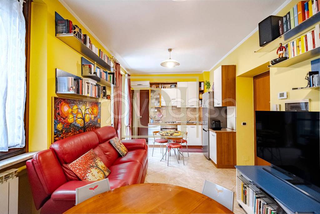 appartamento in vendita a Milano in zona Isola