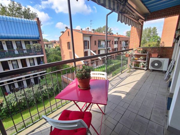 appartamento in vendita a Milano in zona Muggiano