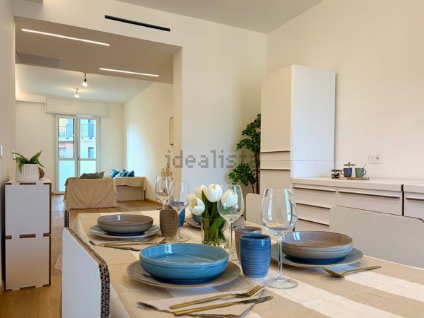 appartamento in vendita a Milano in zona Lorenteggio