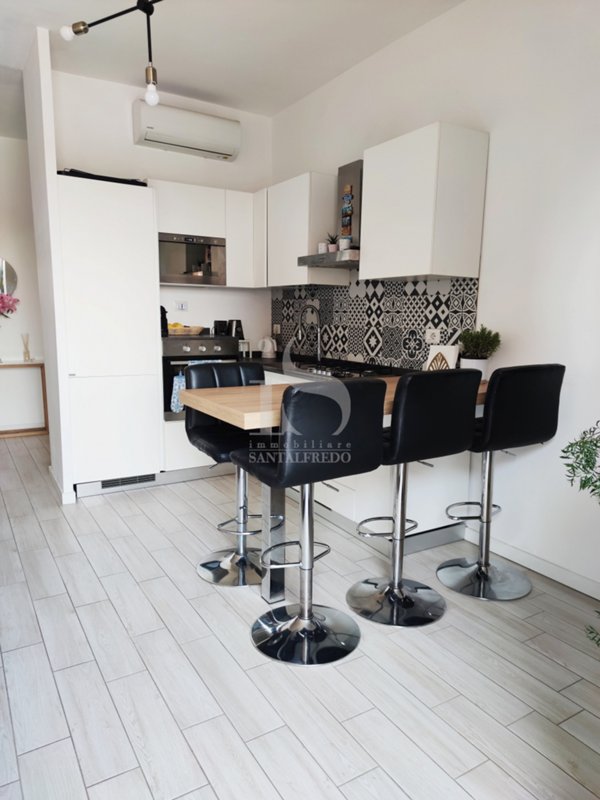 appartamento in vendita a Milano in zona Corvetto