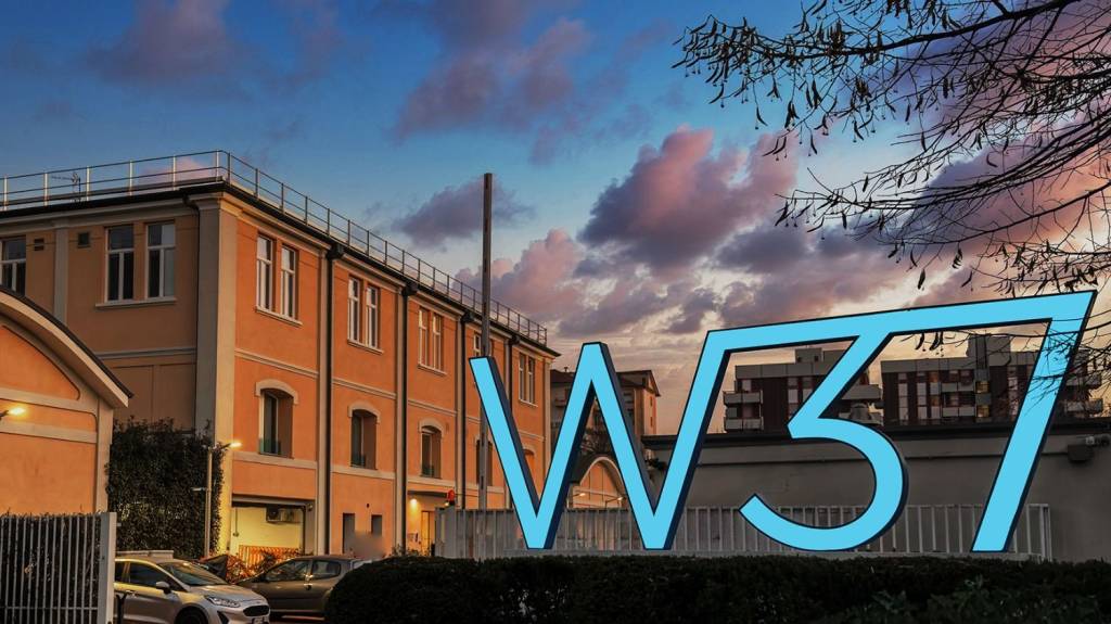 appartamento in vendita a Milano in zona Barona