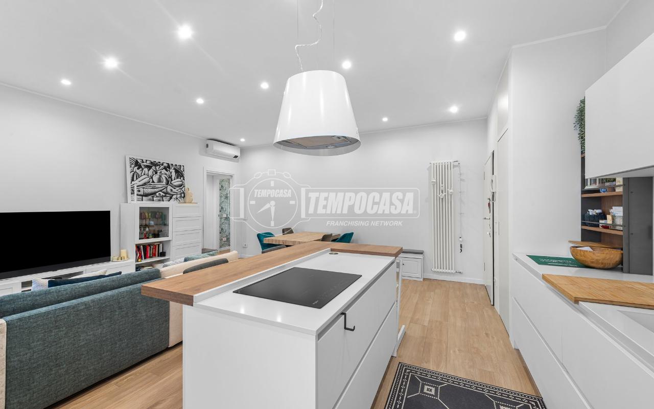 appartamento in vendita a Milano in zona Calvairate