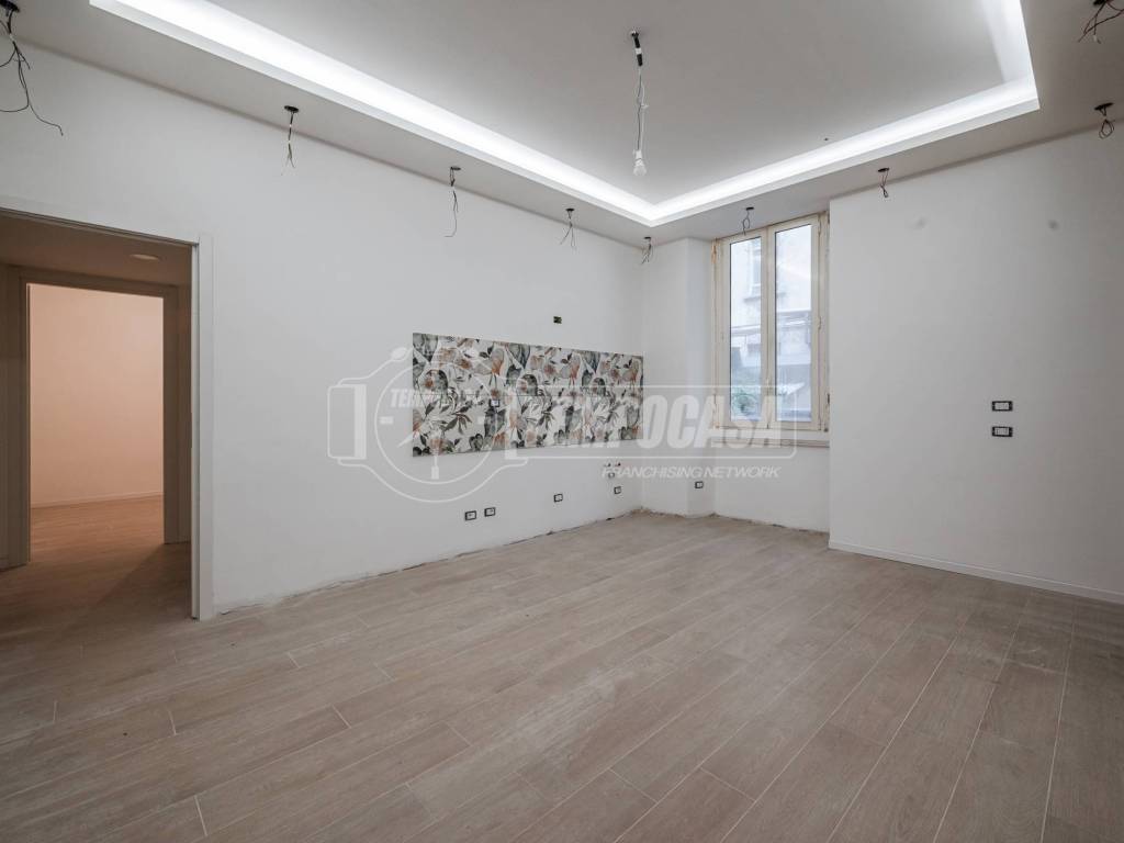 appartamento in vendita a Milano in zona Città Studi