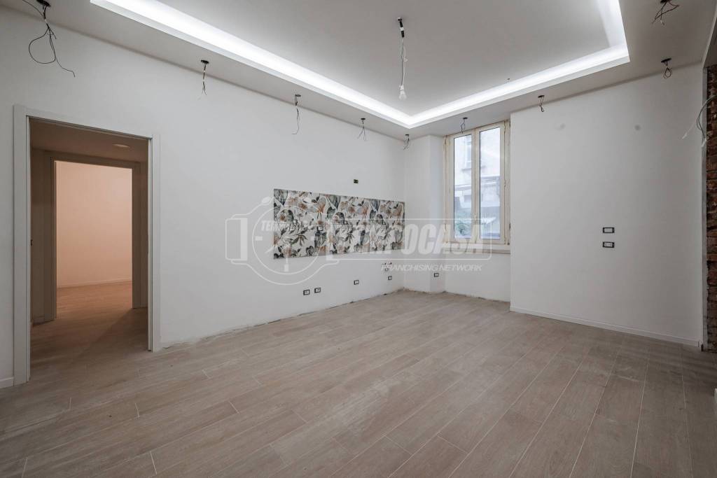 appartamento in vendita a Milano in zona Casoretto