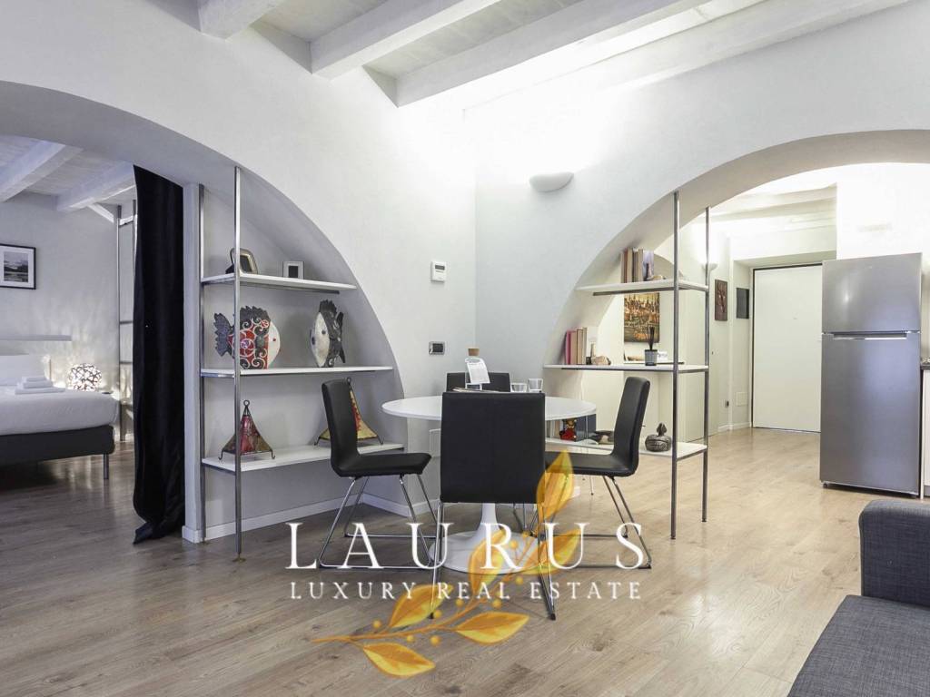 appartamento in vendita a Milano in zona Porta Garibaldi