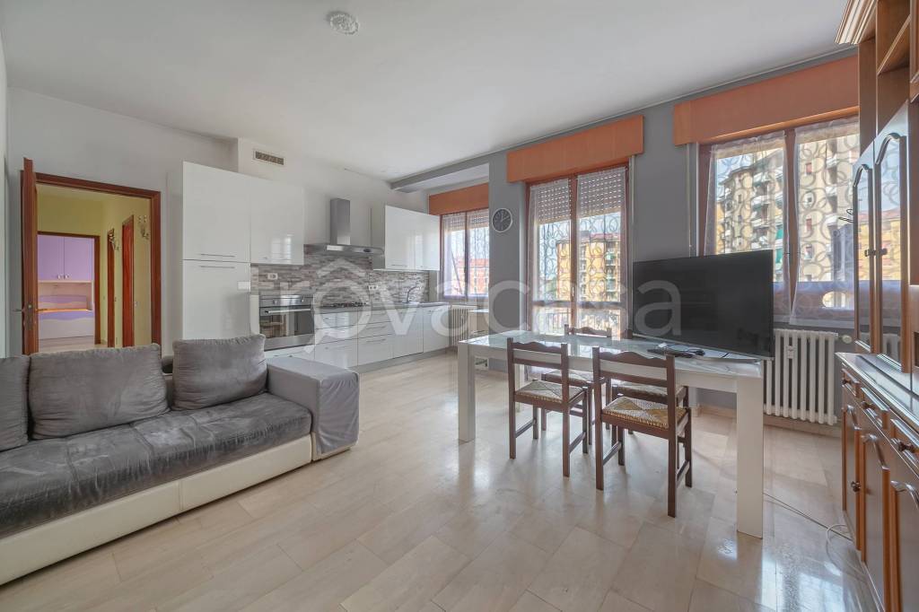 appartamento in vendita a Milano in zona Crescenzago