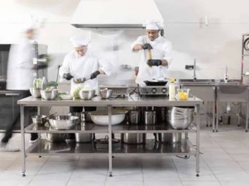 negozio in vendita a Milano in zona Città Studi