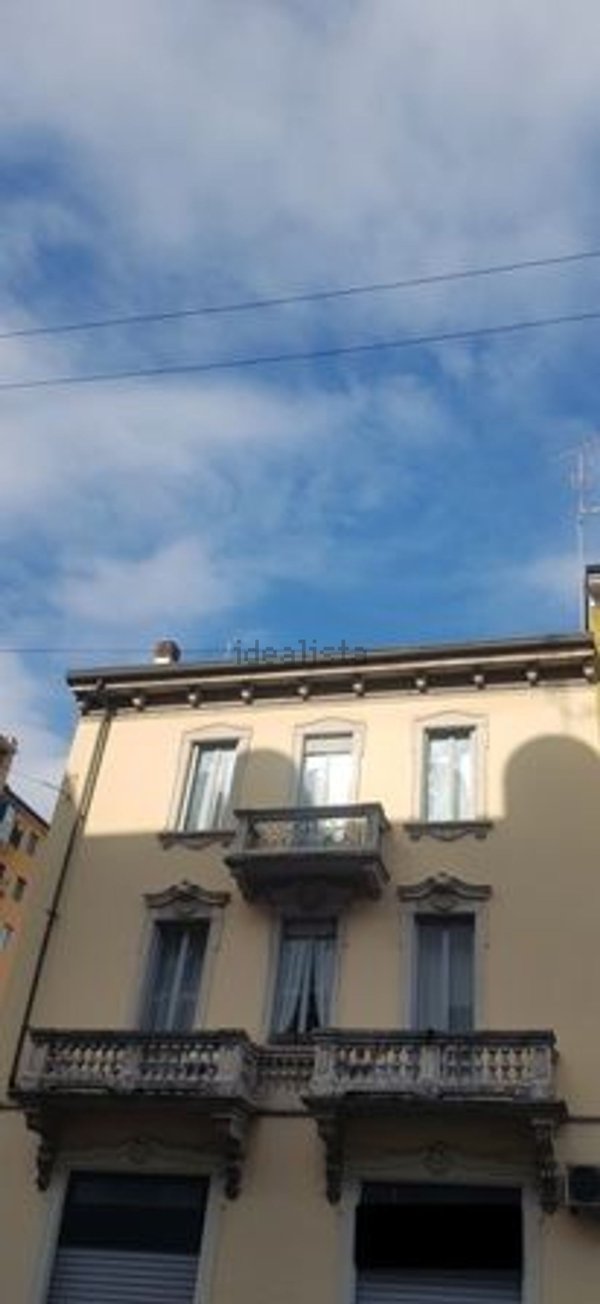 appartamento in vendita a Milano in zona Loreto