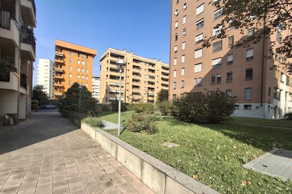 appartamento in vendita a Milano in zona Rogoredo