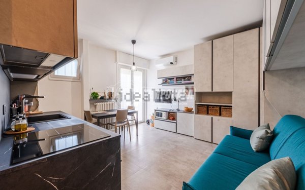 appartamento in vendita a Milano in zona Vigentino