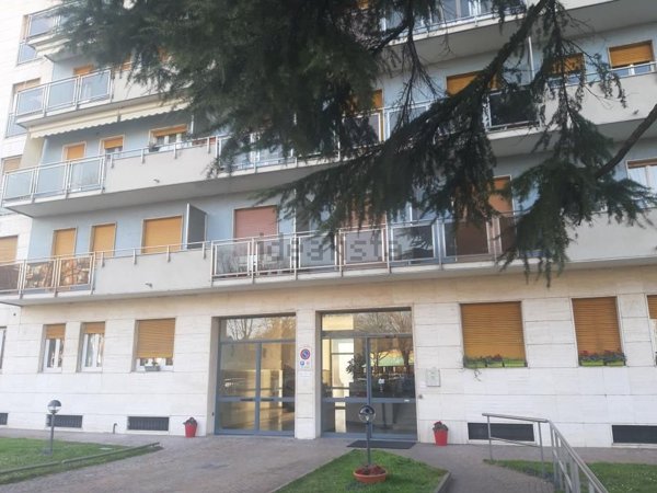 appartamento in vendita a Milano in zona San Siro