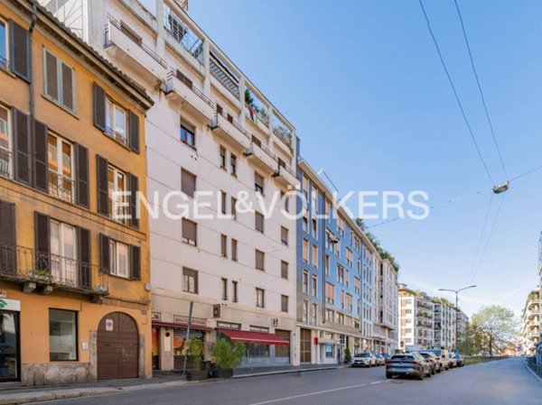 appartamento in vendita a Milano in zona Sempione