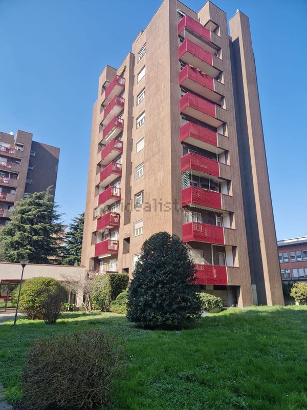appartamento in vendita a Milano in zona Rogoredo