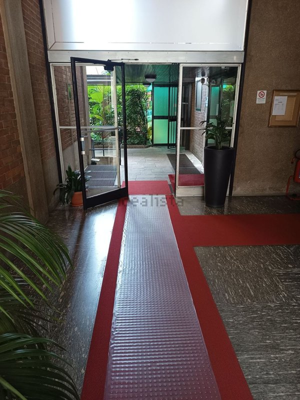 appartamento in vendita a Milano in zona Isola