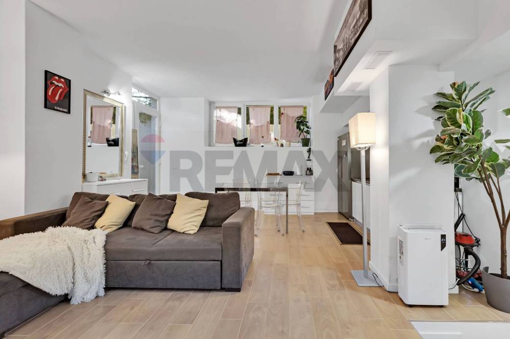 appartamento in vendita a Milano in zona Gorla