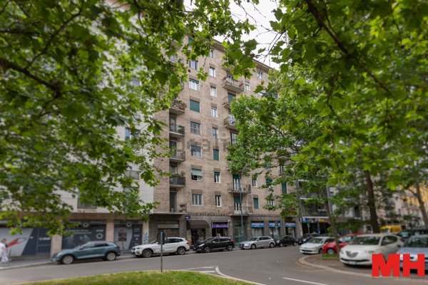 appartamento in vendita a Milano in zona Sempione