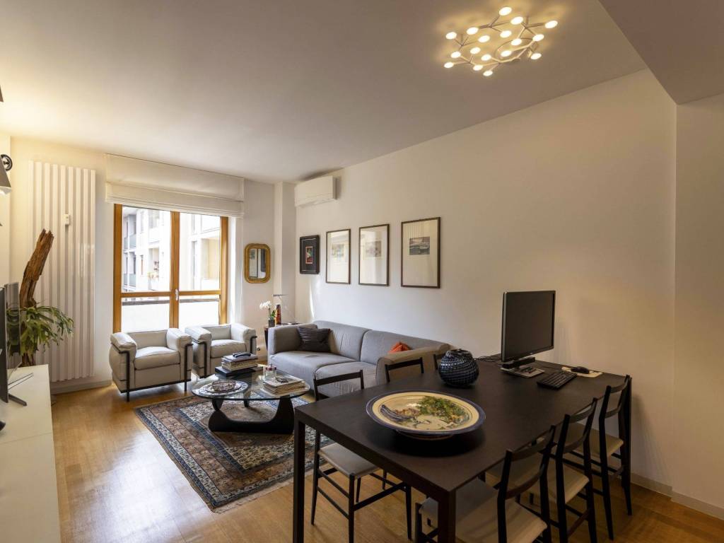 appartamento in vendita a Milano in zona Centro Direzionale