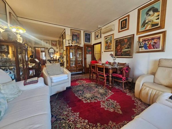 appartamento in vendita a Milano in zona Porta Romana