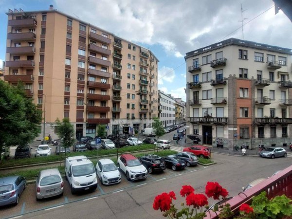 appartamento in vendita a Milano in zona Città Studi