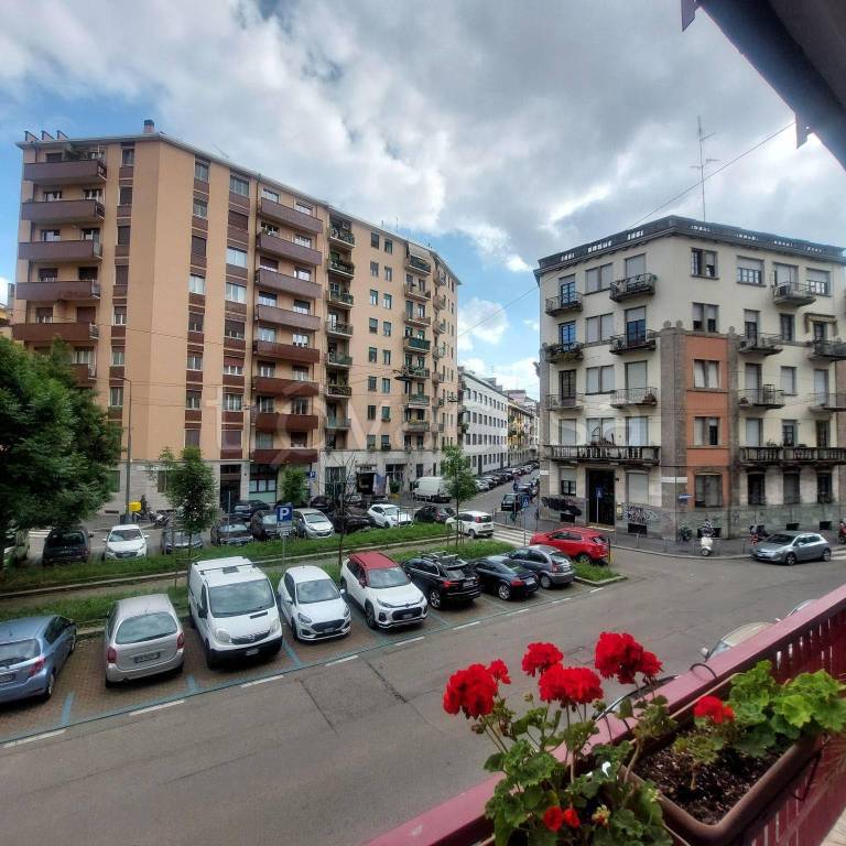 appartamento in vendita a Milano in zona Città Studi