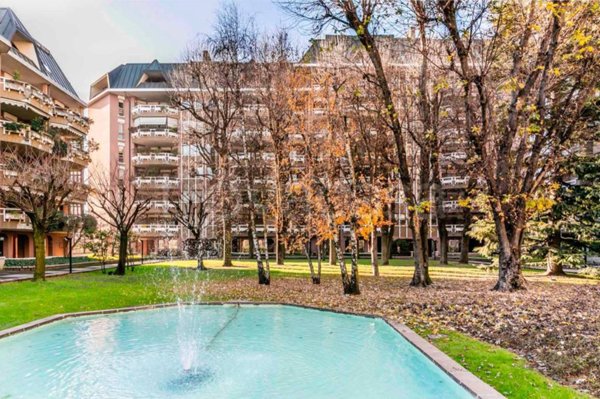 appartamento in vendita a Milano in zona Trenno