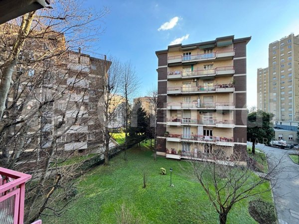 appartamento in vendita a Milano in zona Niguarda