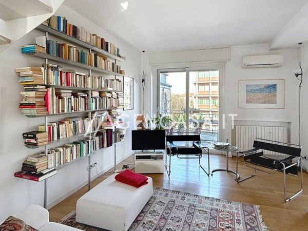 appartamento in vendita a Milano in zona Bocconi