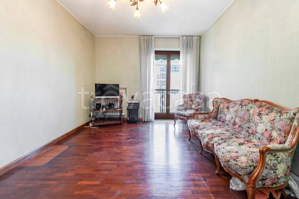 appartamento in vendita a Milano in zona Maggiolina