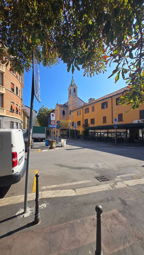 appartamento in vendita a Milano in zona Porta Genova