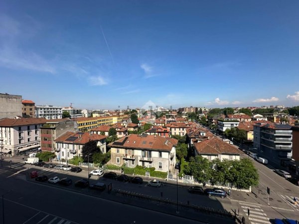 appartamento in vendita a Milano in zona Isola