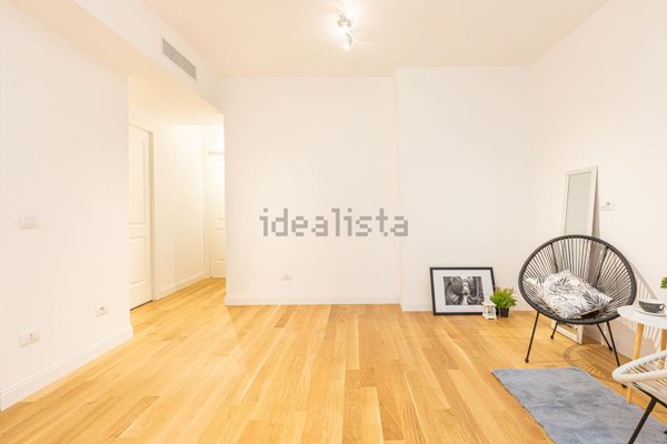 appartamento in vendita a Milano in zona Bocconi