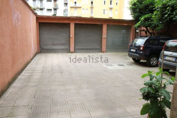 appartamento in vendita a Milano in zona Sempione