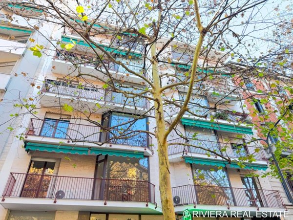 appartamento in vendita a Milano in zona Sempione