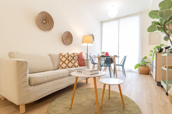 appartamento in vendita a Milano in zona Vigentino