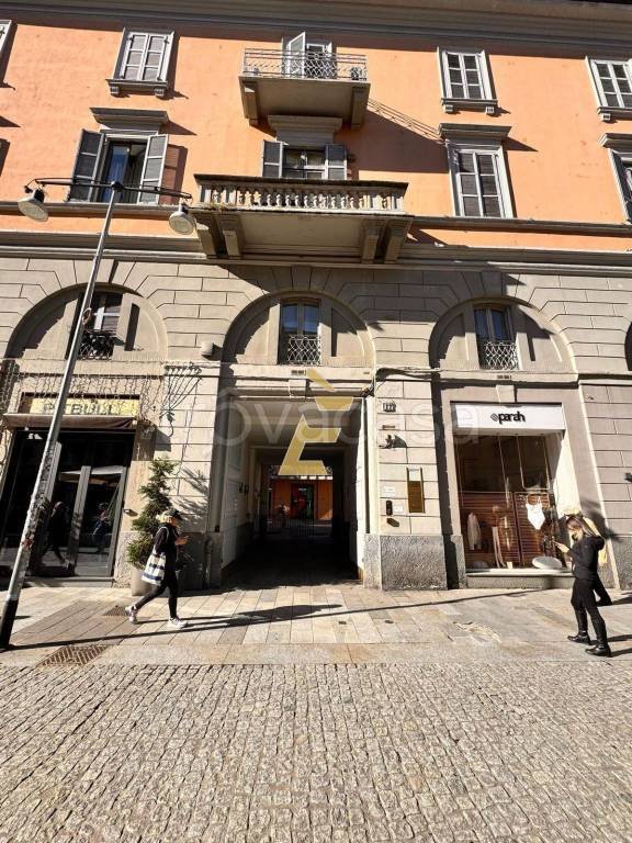 appartamento in vendita a Milano in zona Porta Garibaldi