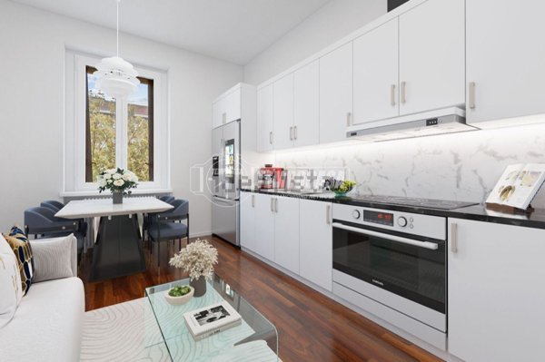 appartamento in vendita a Milano in zona XXII Marzo