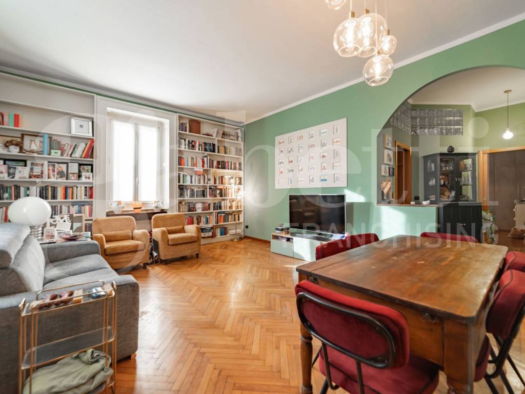 appartamento in vendita a Milano in zona Conchetta