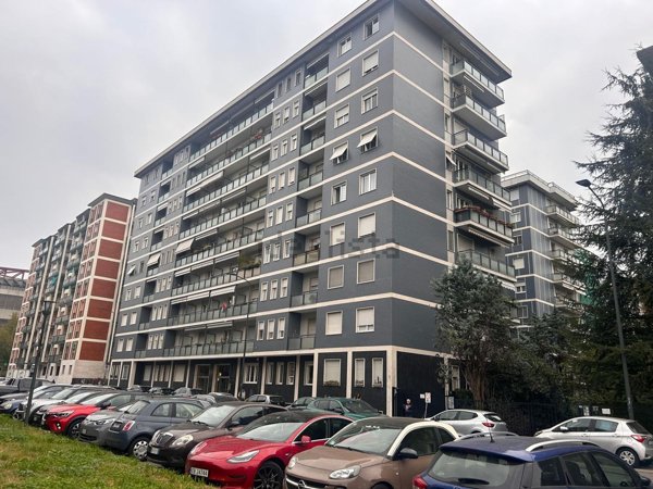 appartamento in vendita a Milano in zona San Siro