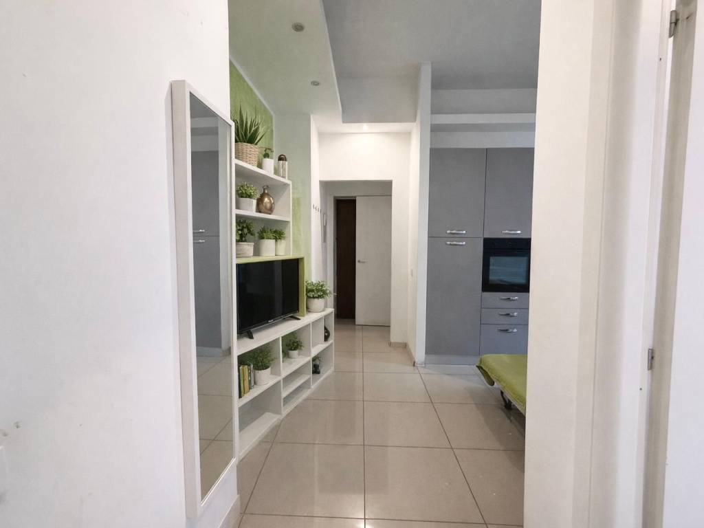 appartamento in vendita a Milano in zona Chiesa Rossa